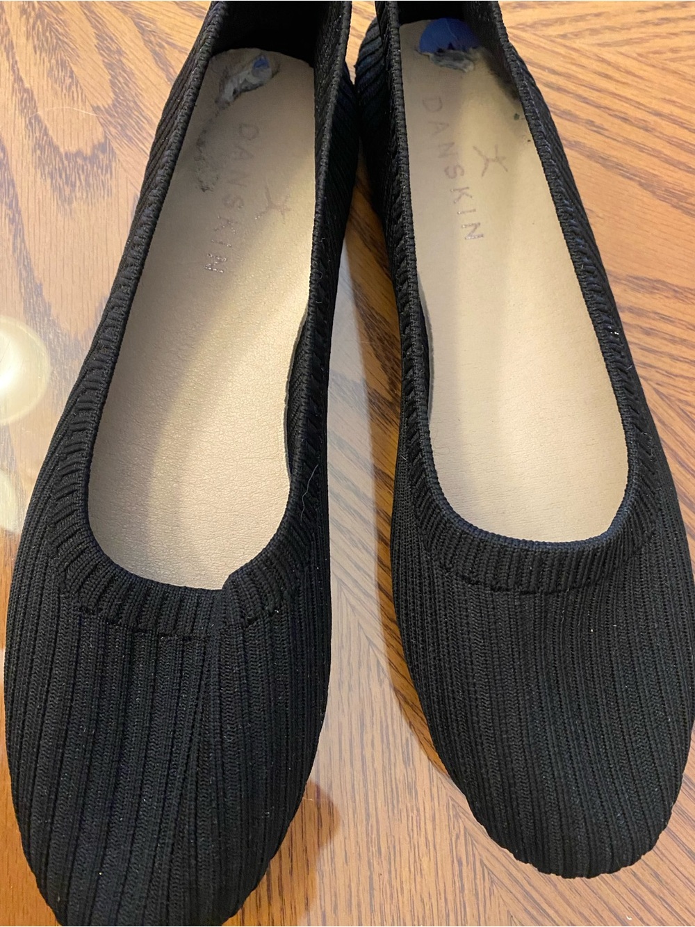 Danskin Black Ribbed Knit Slip-On Flats